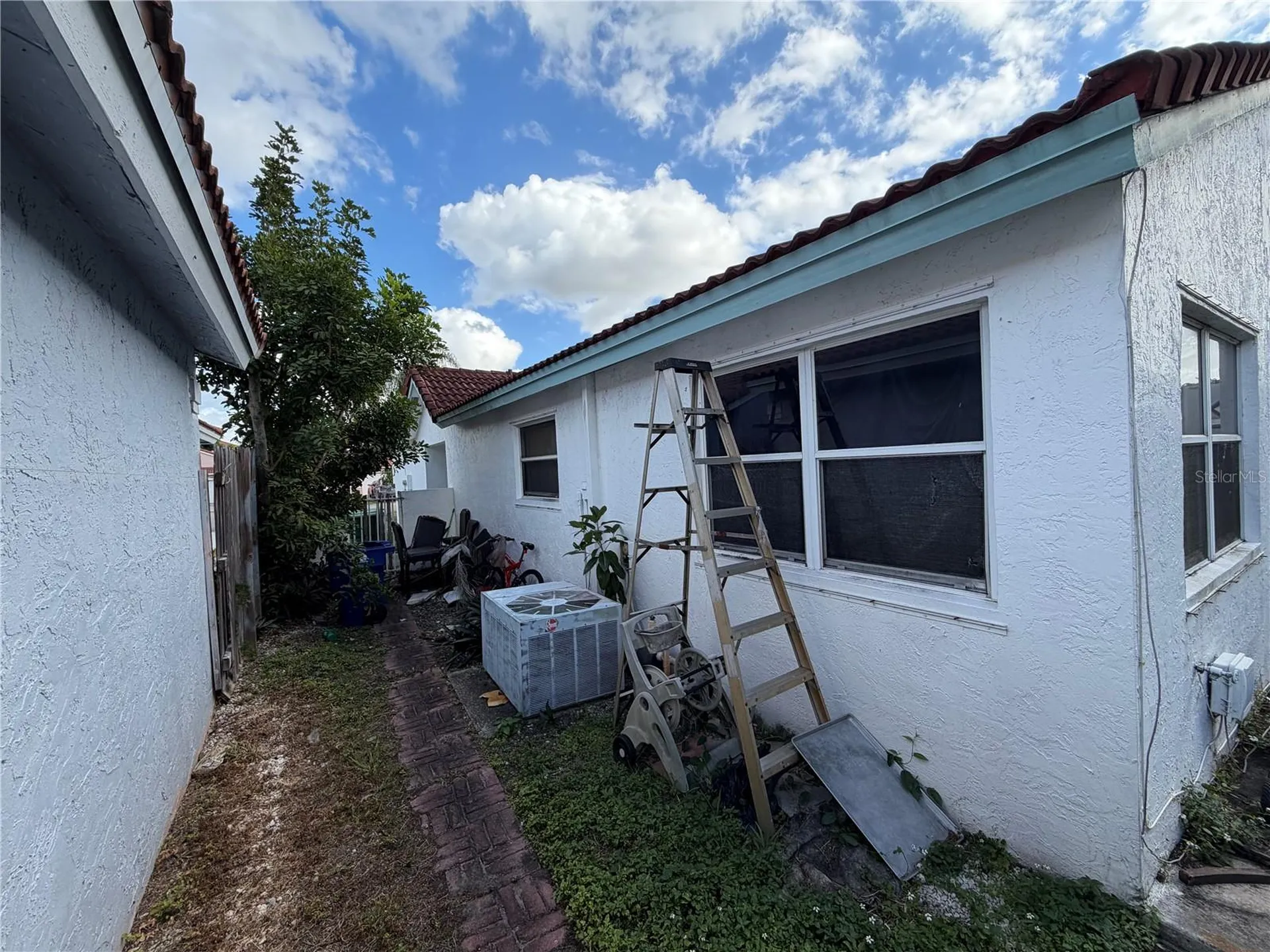 19040 NW 54th Avenue Miami Gardens FL 33055