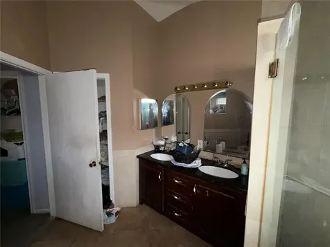 19040 NW 54th Avenue Miami Gardens FL 33055
