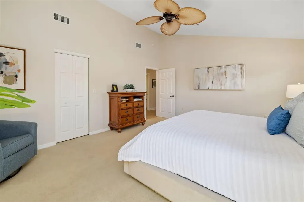 2326 Harbour Oaks Drive Longboat Key FL 34228