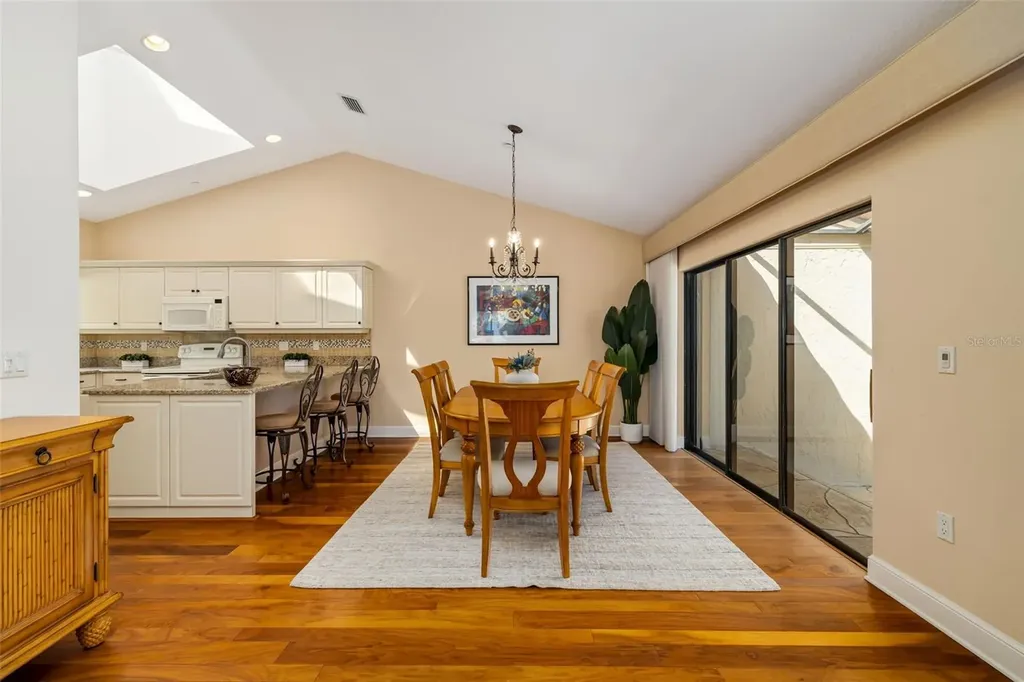 2326 Harbour Oaks Drive Longboat Key FL 34228
