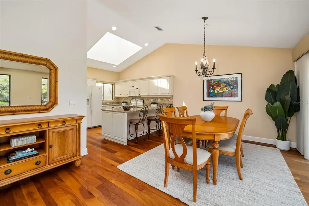2326 Harbour Oaks Drive Longboat Key FL 34228