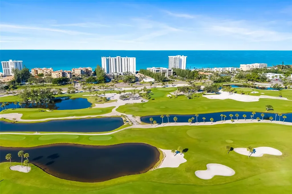 2326 Harbour Oaks Drive Longboat Key FL 34228