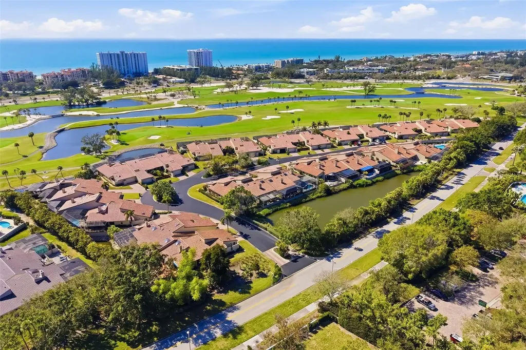 2326 Harbour Oaks Drive Longboat Key FL 34228