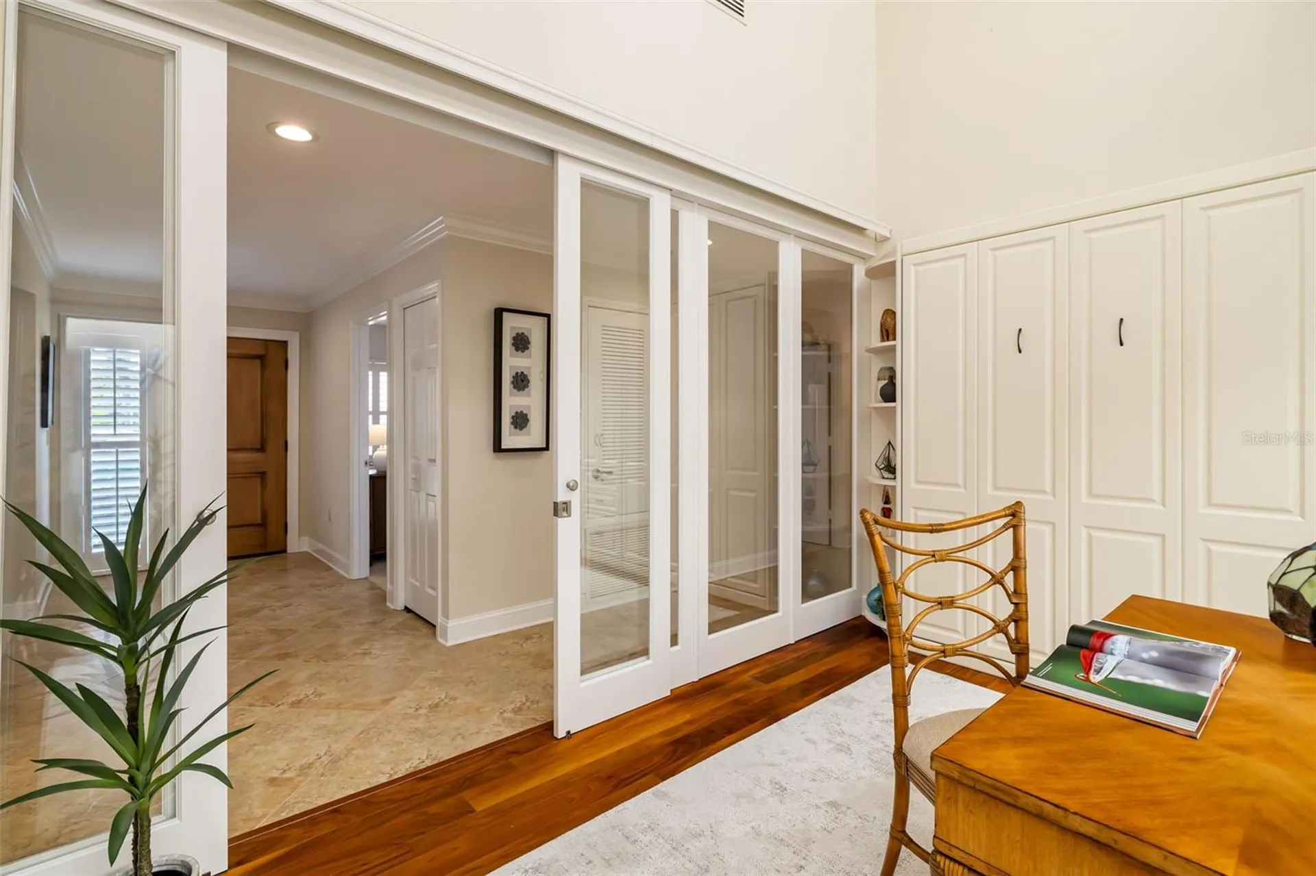 2326 Harbour Oaks Drive Longboat Key FL 34228