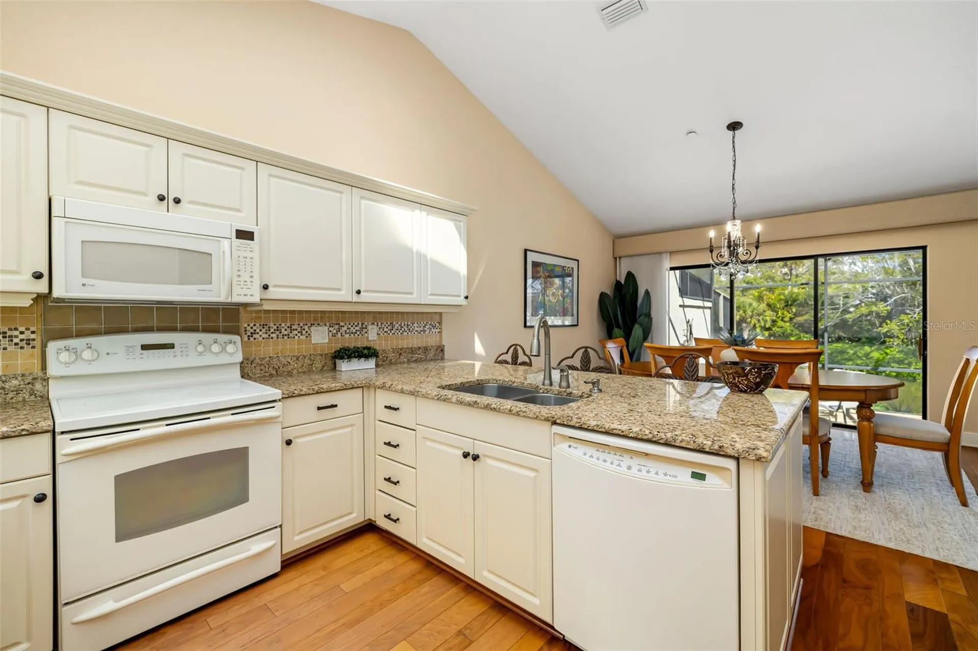 2326 Harbour Oaks Drive Longboat Key FL 34228