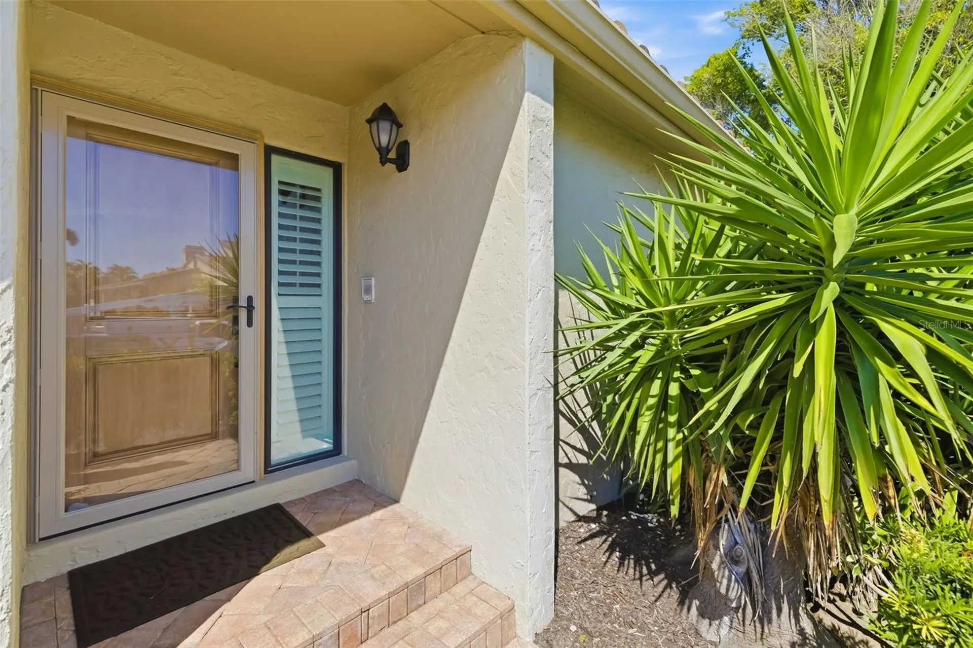 2326 Harbour Oaks Drive Longboat Key FL 34228