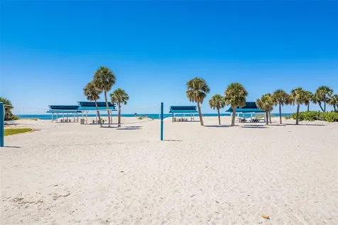 2326 Harbour Oaks Drive Longboat Key FL 34228