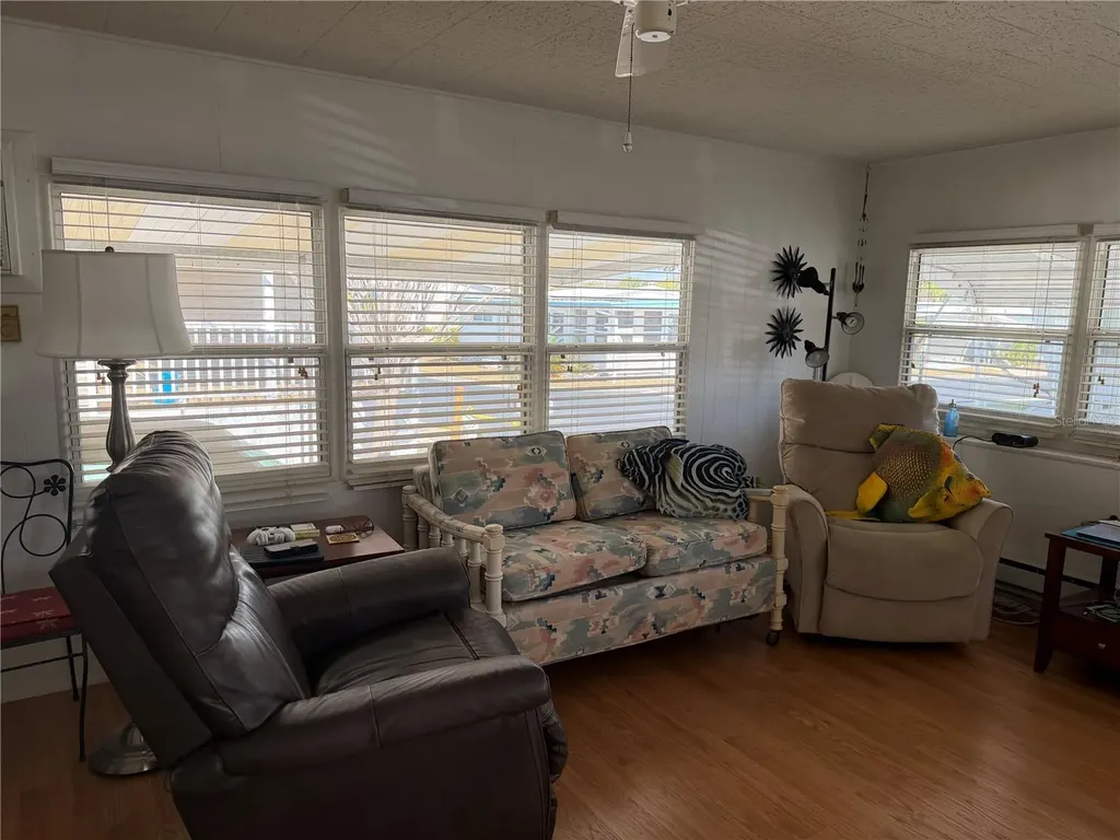 1040 Main Street Dunedin FL 34698