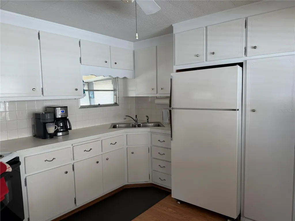 1040 Main Street Dunedin FL 34698