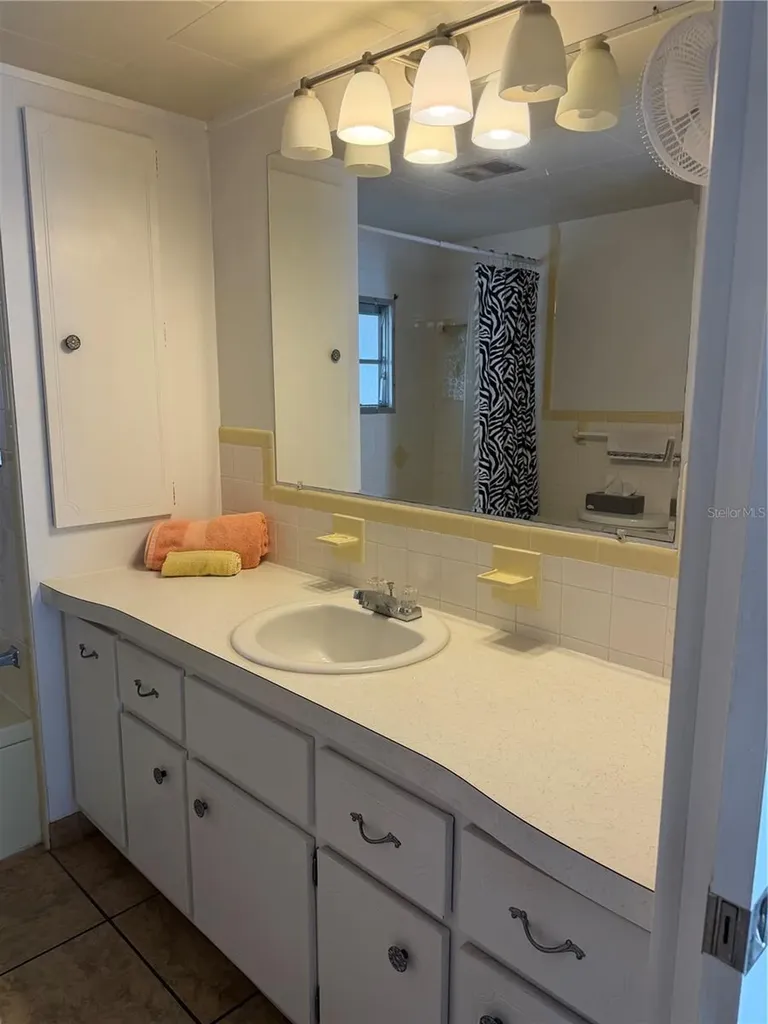 1040 Main Street Dunedin FL 34698