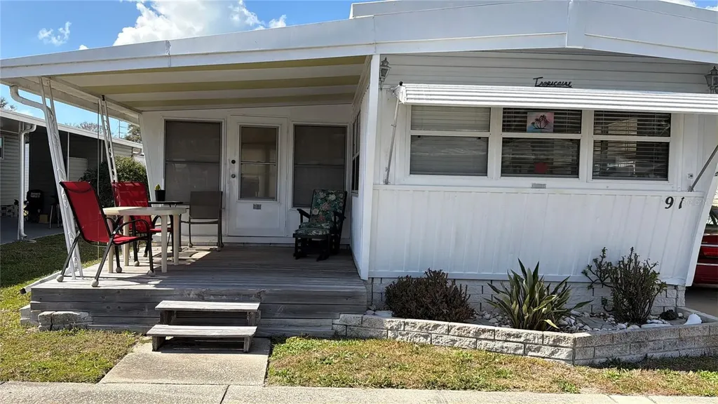 1040 Main Street Dunedin FL 34698