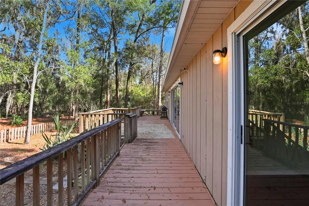 8006 SW 62nd Lane Gainesville FL 32608