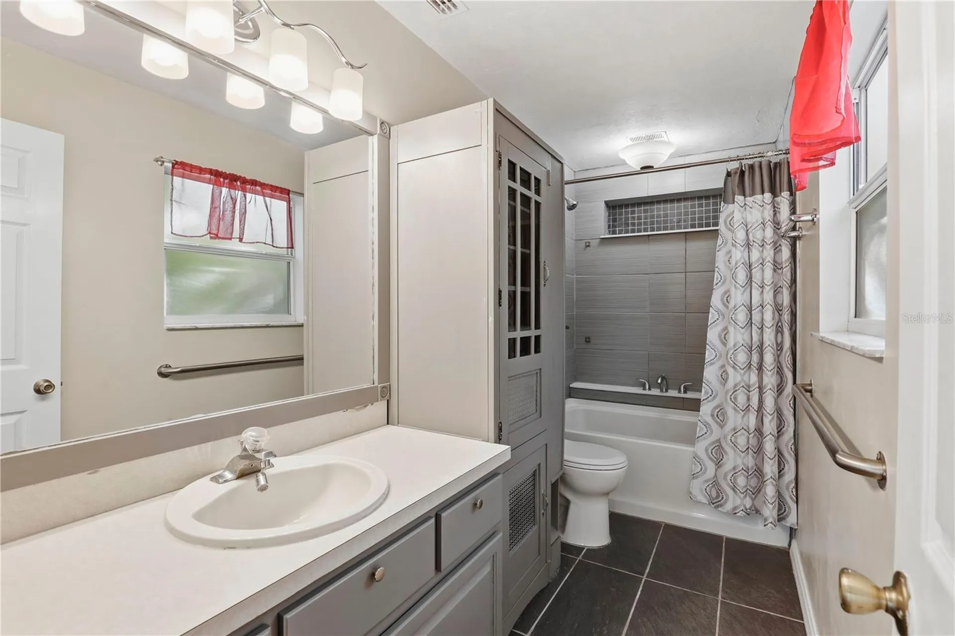 8006 SW 62nd Lane Gainesville FL 32608