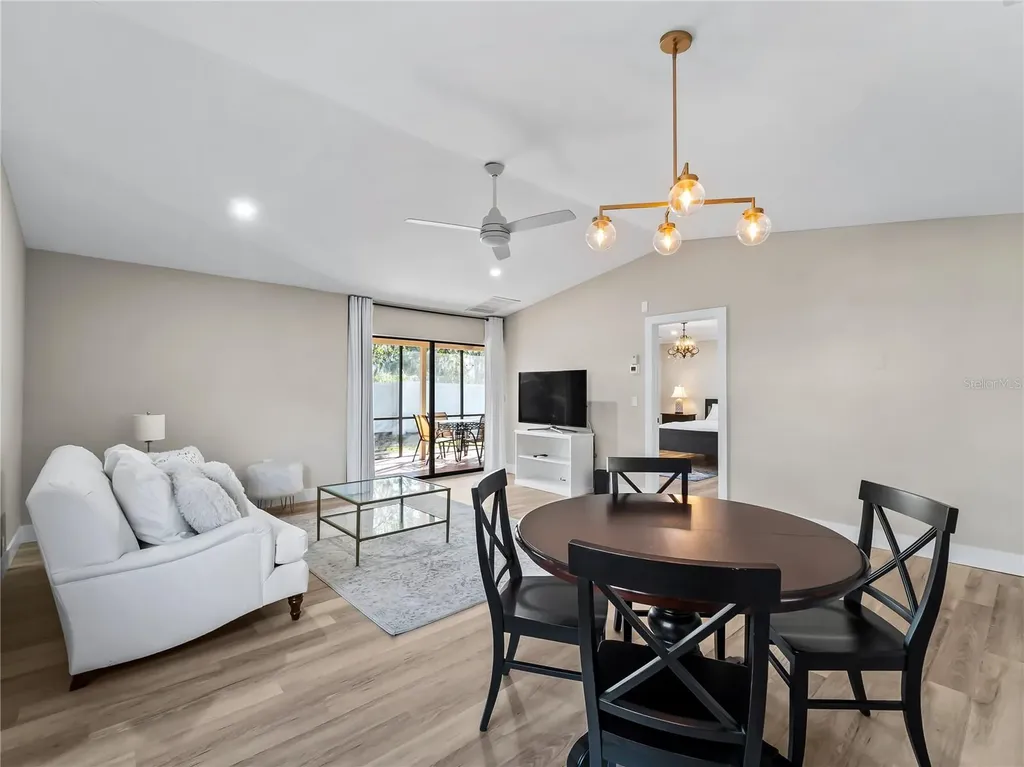 4668 Oak Hill Lane Sarasota FL 34232