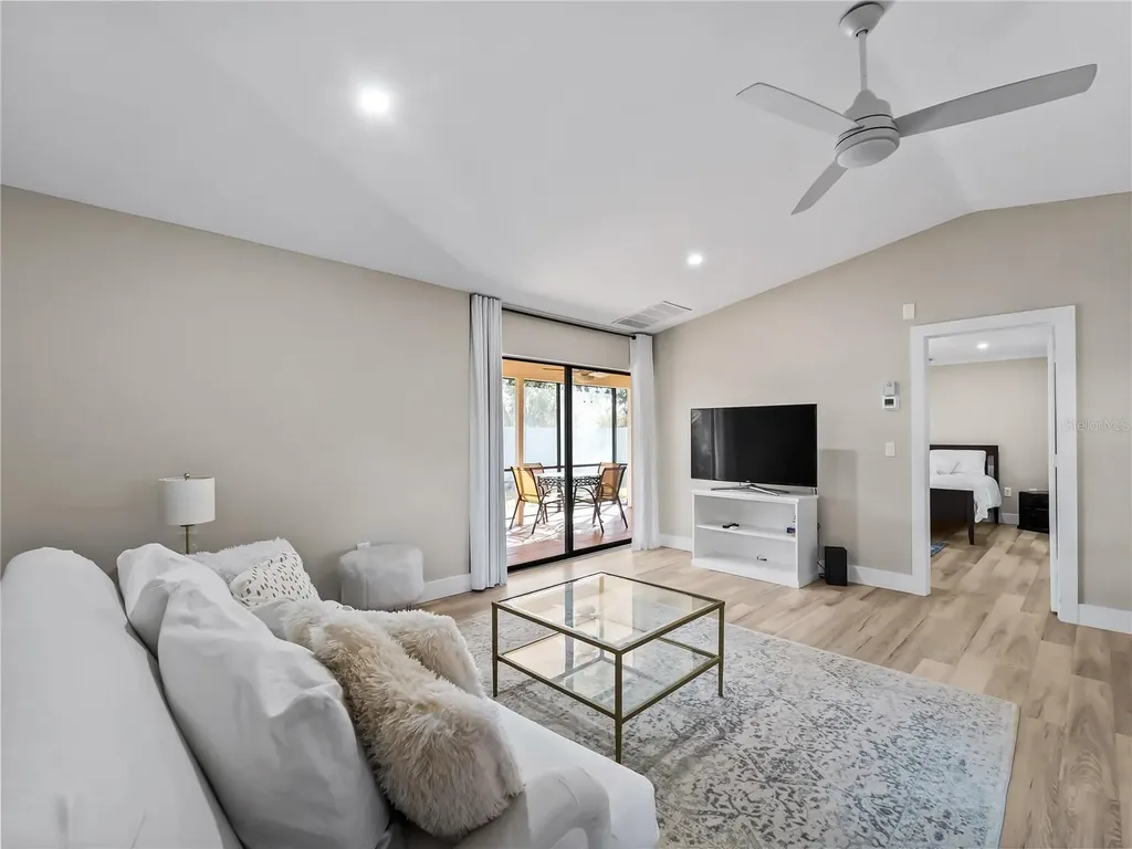 4668 Oak Hill Lane Sarasota FL 34232