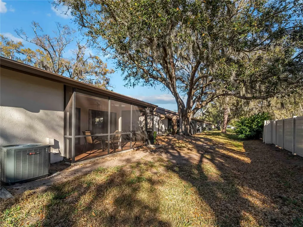 4668 Oak Hill Lane Sarasota FL 34232
