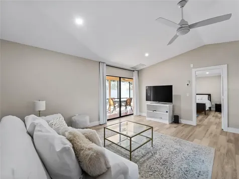 4668 Oak Hill Lane Sarasota FL 34232