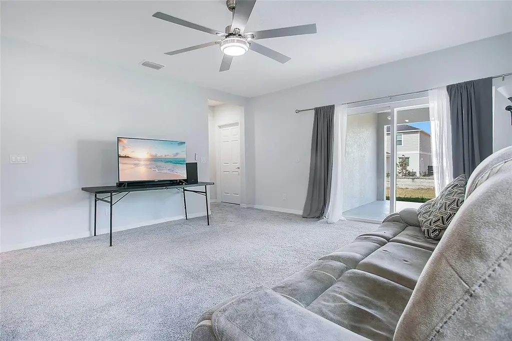 427 Ironside Trail Drive Groveland FL 34736