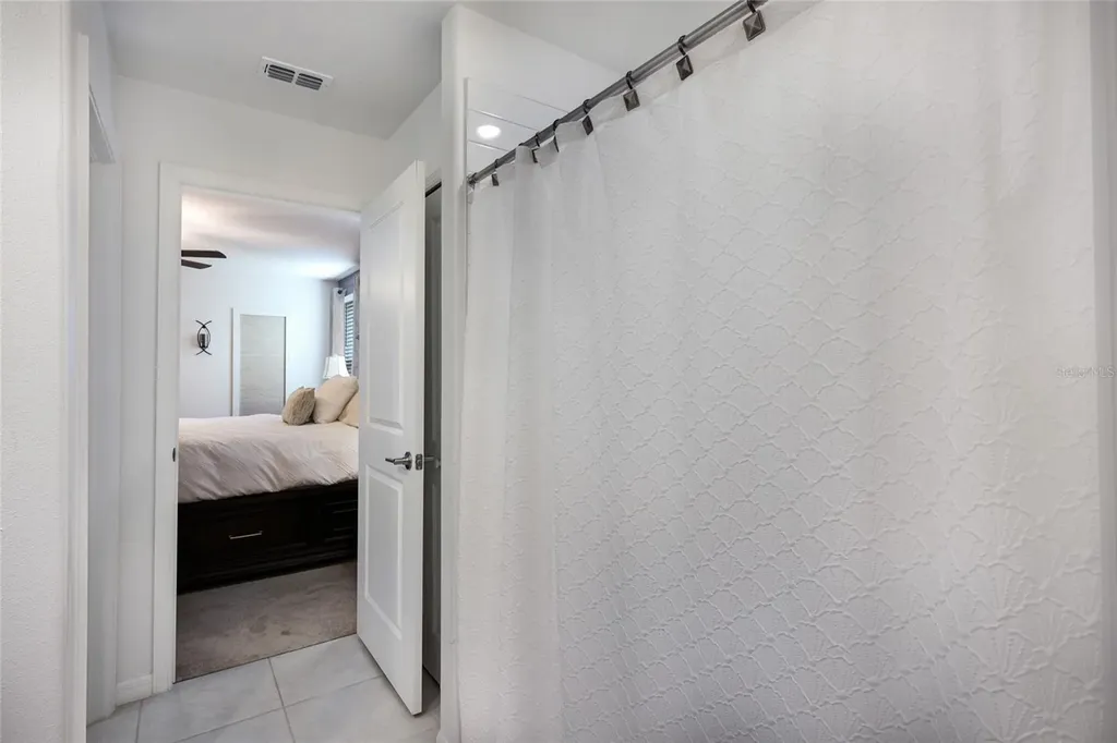 5552 Blue Azure Drive Wimauma FL 33598