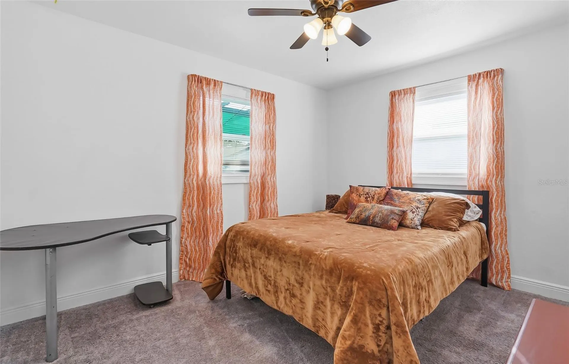 5718 18th Avenue N St Petersburg FL 33710