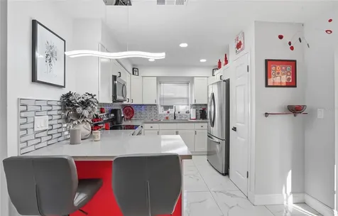 5718 18th Avenue N St Petersburg FL 33710