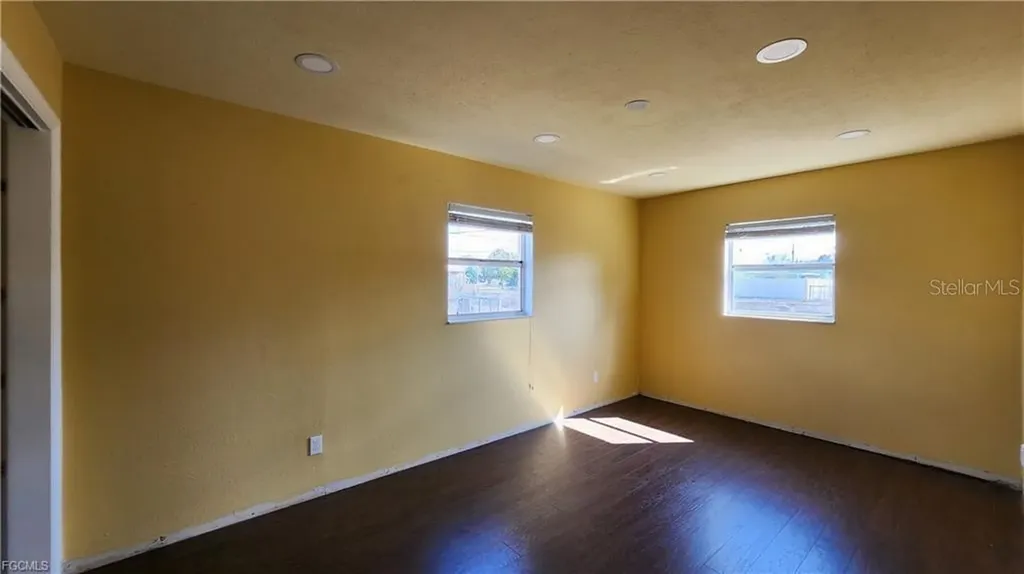 1169 Cherokee Avenue Lehigh Acres FL 33936