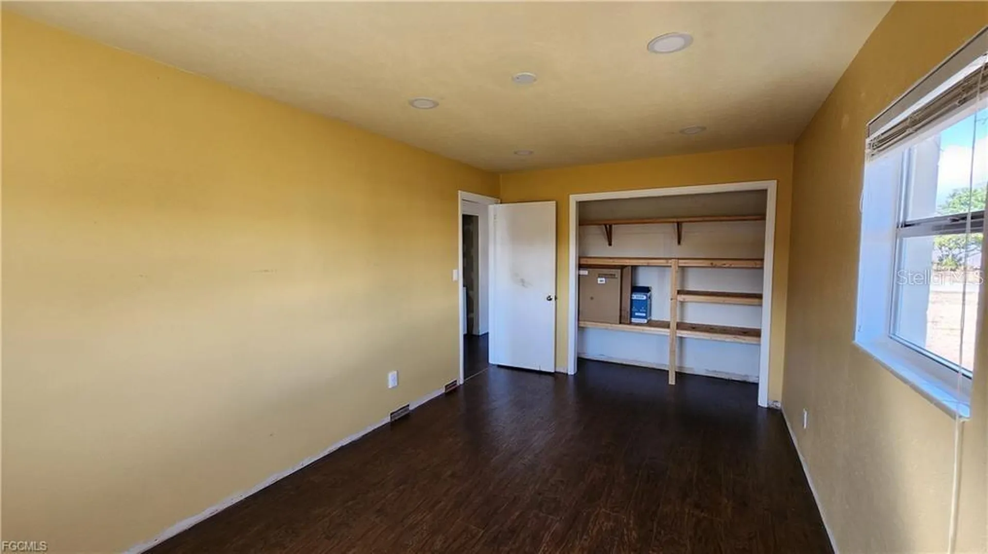 1169 Cherokee Avenue Lehigh Acres FL 33936