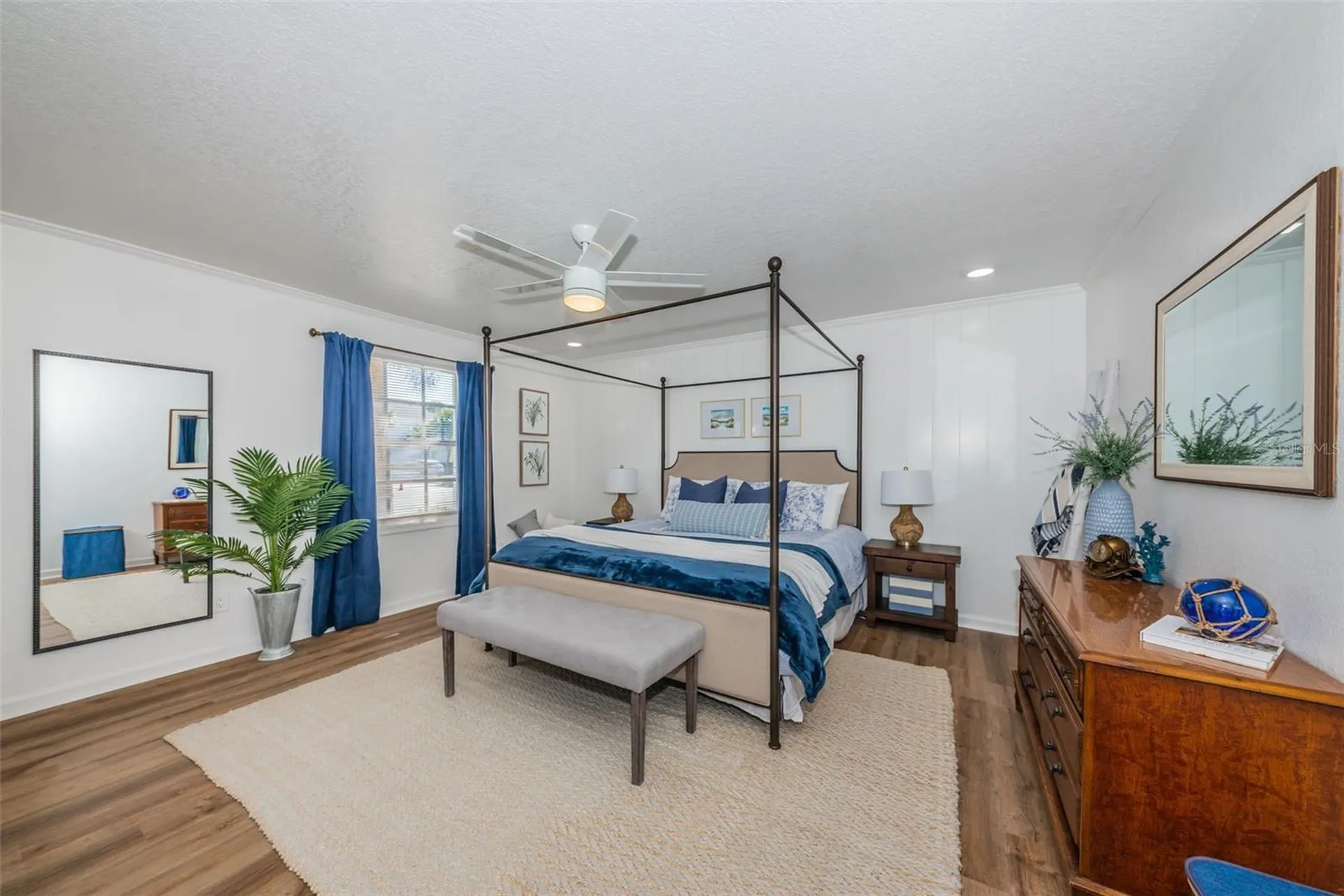 5175 Coquina Key Drive SE St Petersburg FL 33705