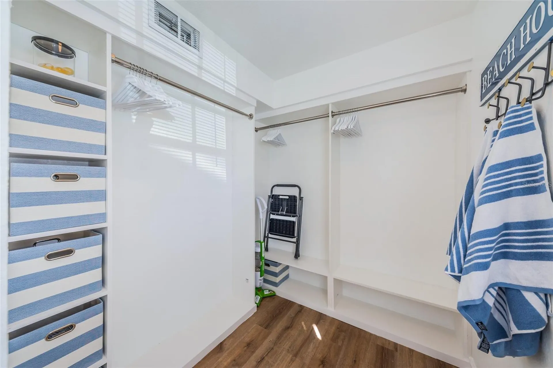 5175 Coquina Key Drive SE St Petersburg FL 33705