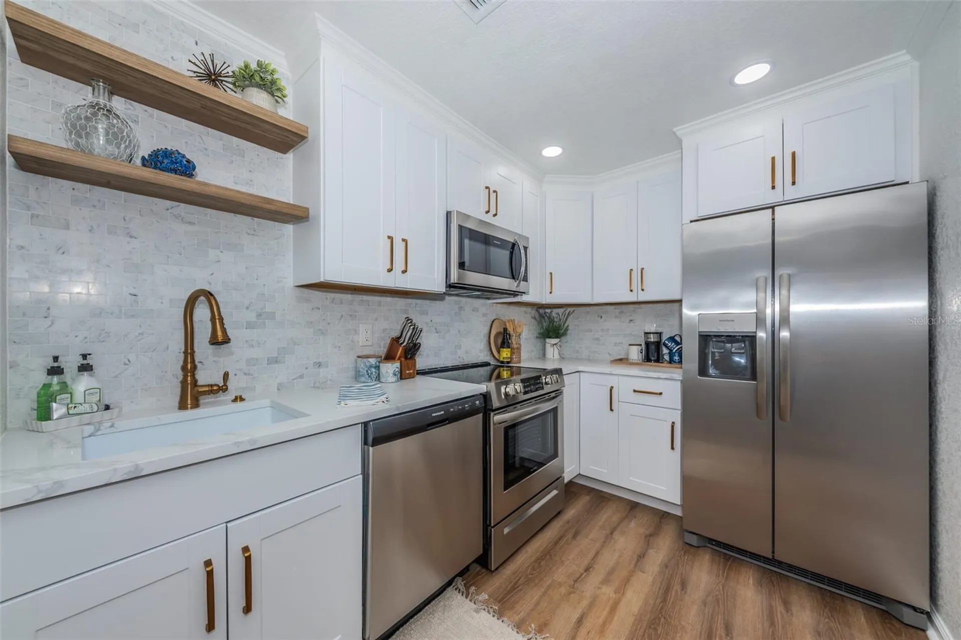 5175 Coquina Key Drive SE St Petersburg FL 33705
