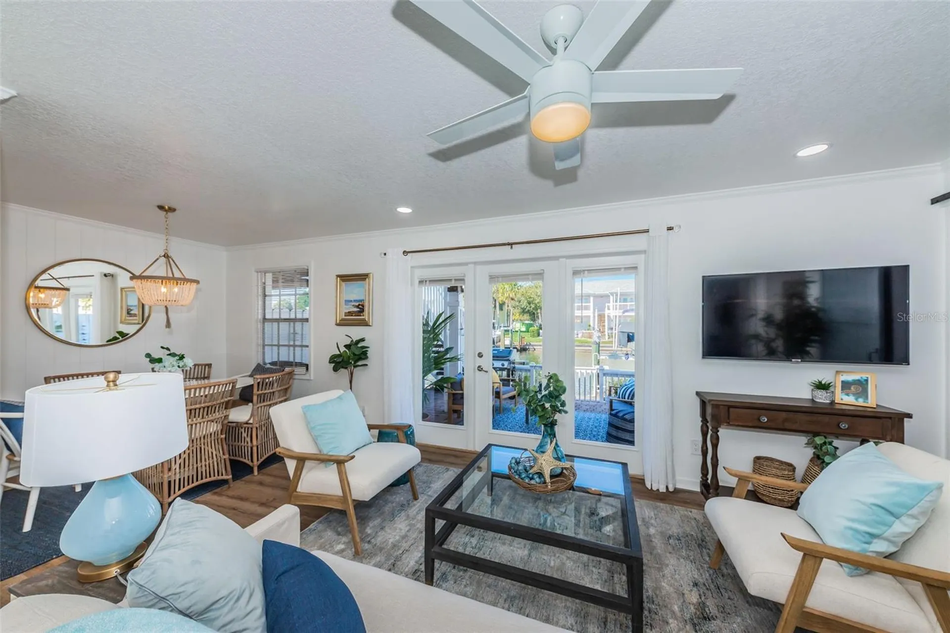 5175 Coquina Key Drive SE St Petersburg FL 33705