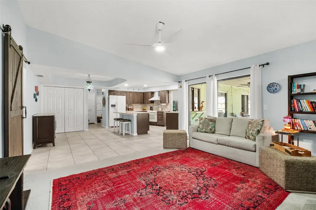 2715 Berryknoll Place Valrico FL 33596