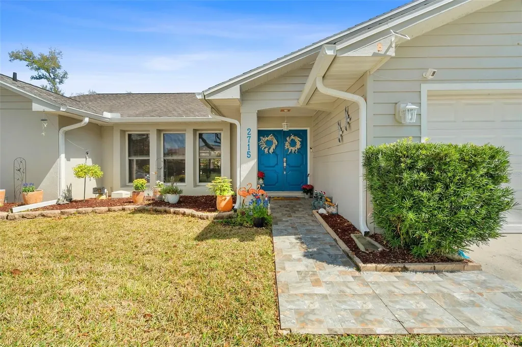 2715 Berryknoll Place Valrico FL 33596