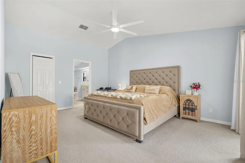 2715 Berryknoll Place Valrico FL 33596