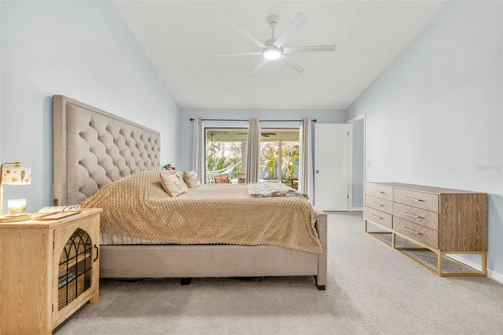2715 Berryknoll Place Valrico FL 33596