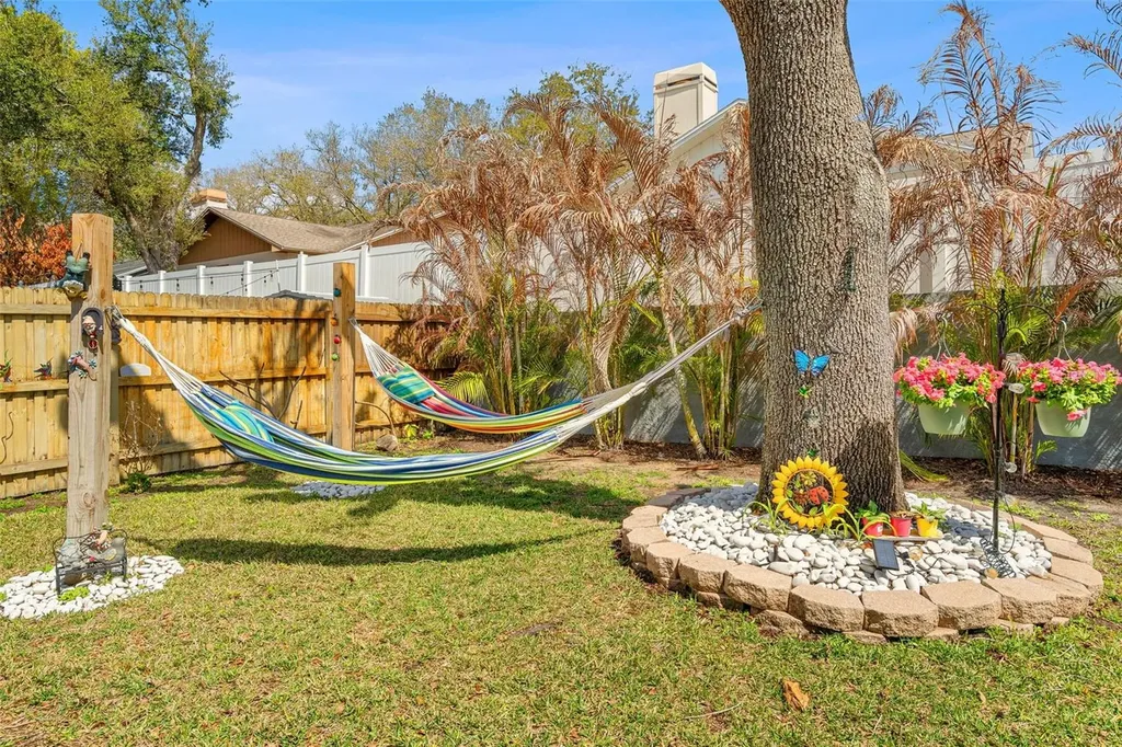 2715 Berryknoll Place Valrico FL 33596