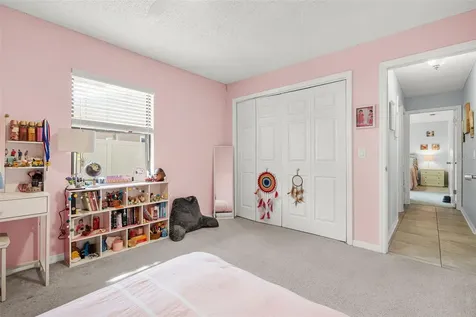 2715 Berryknoll Place Valrico FL 33596