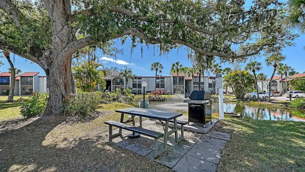 3201 Beneva Road Sarasota FL 34232