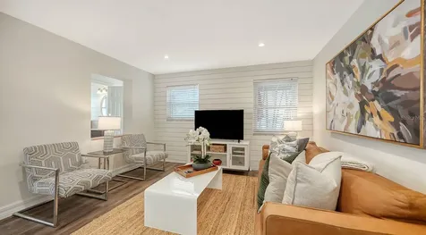 5610 Avenida Del Mare Sarasota FL 34242