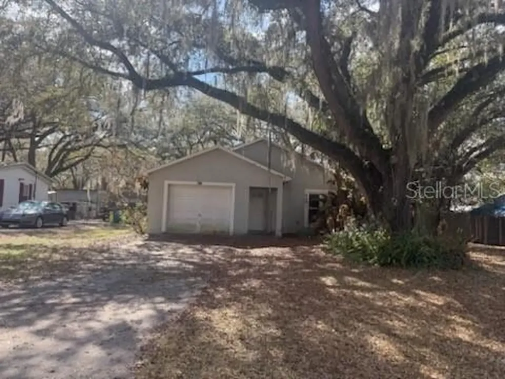 415 Garrett Ridge Court Winter Haven FL 33880
