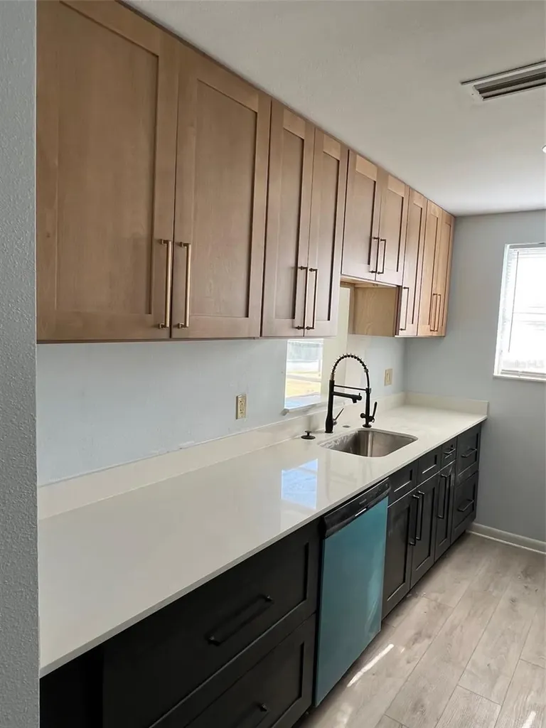 5750 80th Street N St Petersburg FL 33709