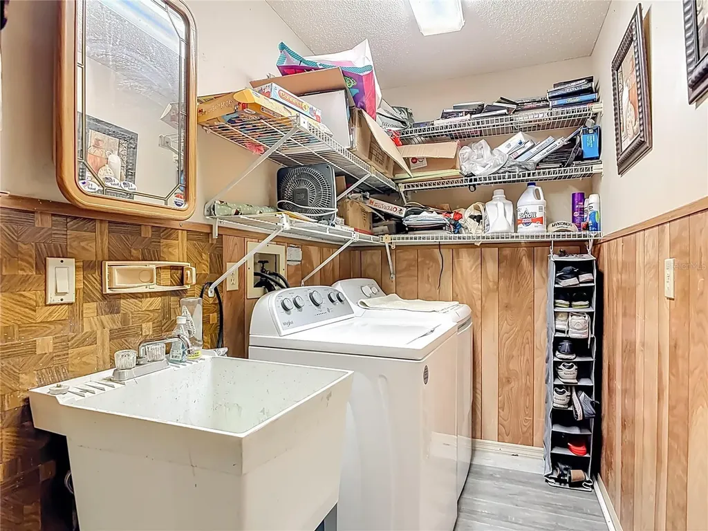2091 Oldham Avenue Deltona FL 32725