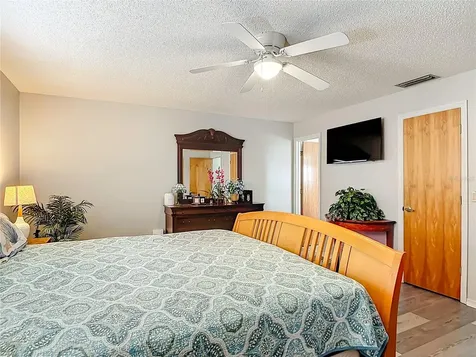 2091 Oldham Avenue Deltona FL 32725