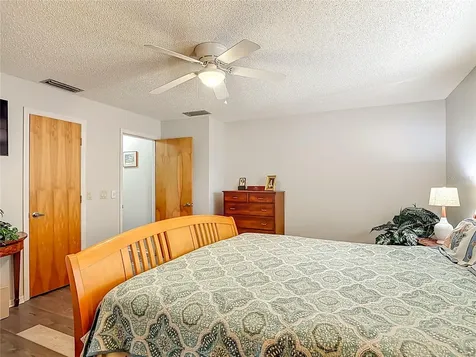 2091 Oldham Avenue Deltona FL 32725