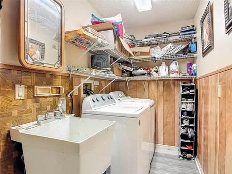 2091 Oldham Avenue Deltona FL 32725