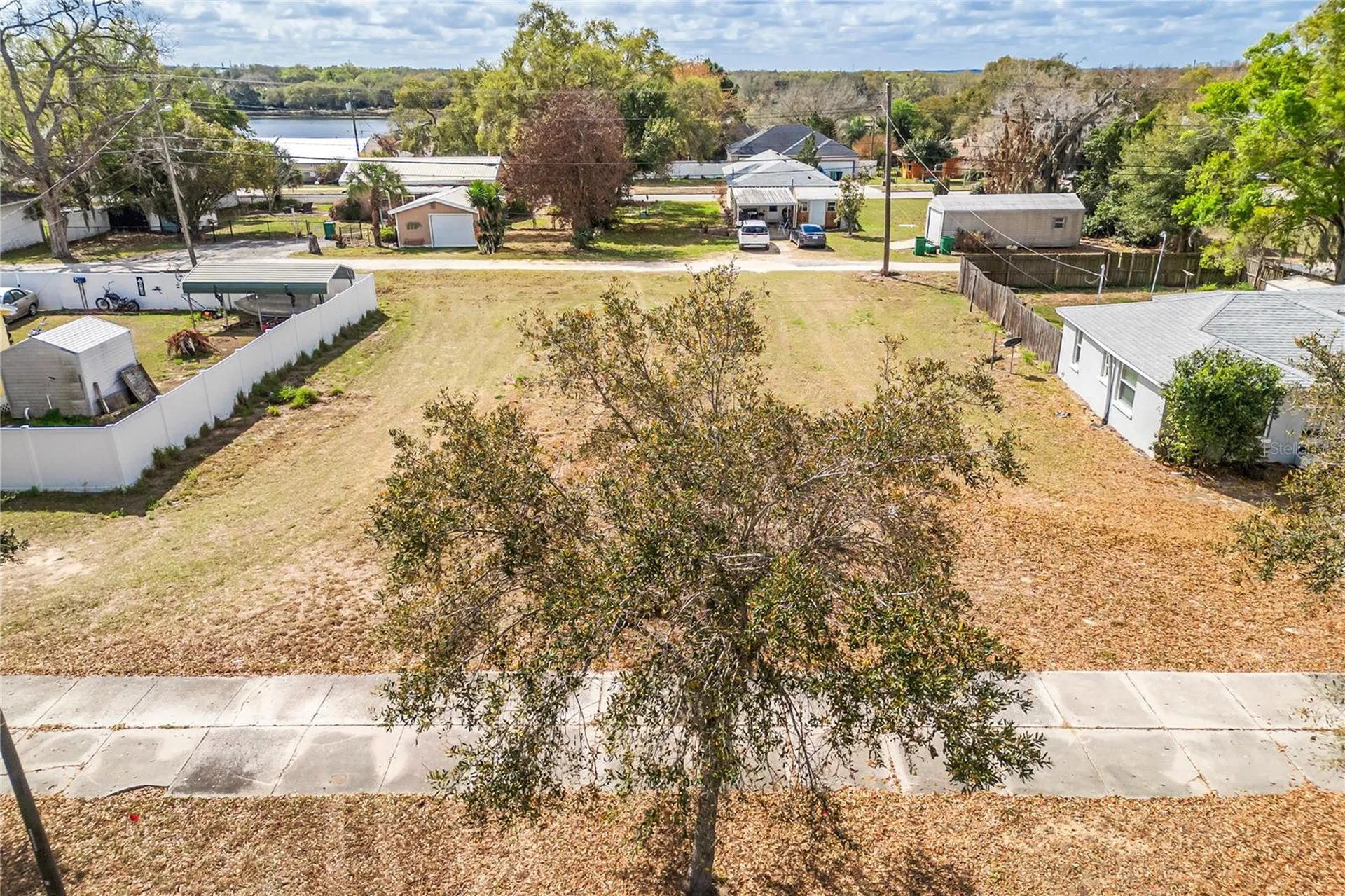 Main Street Dundee FL 33838