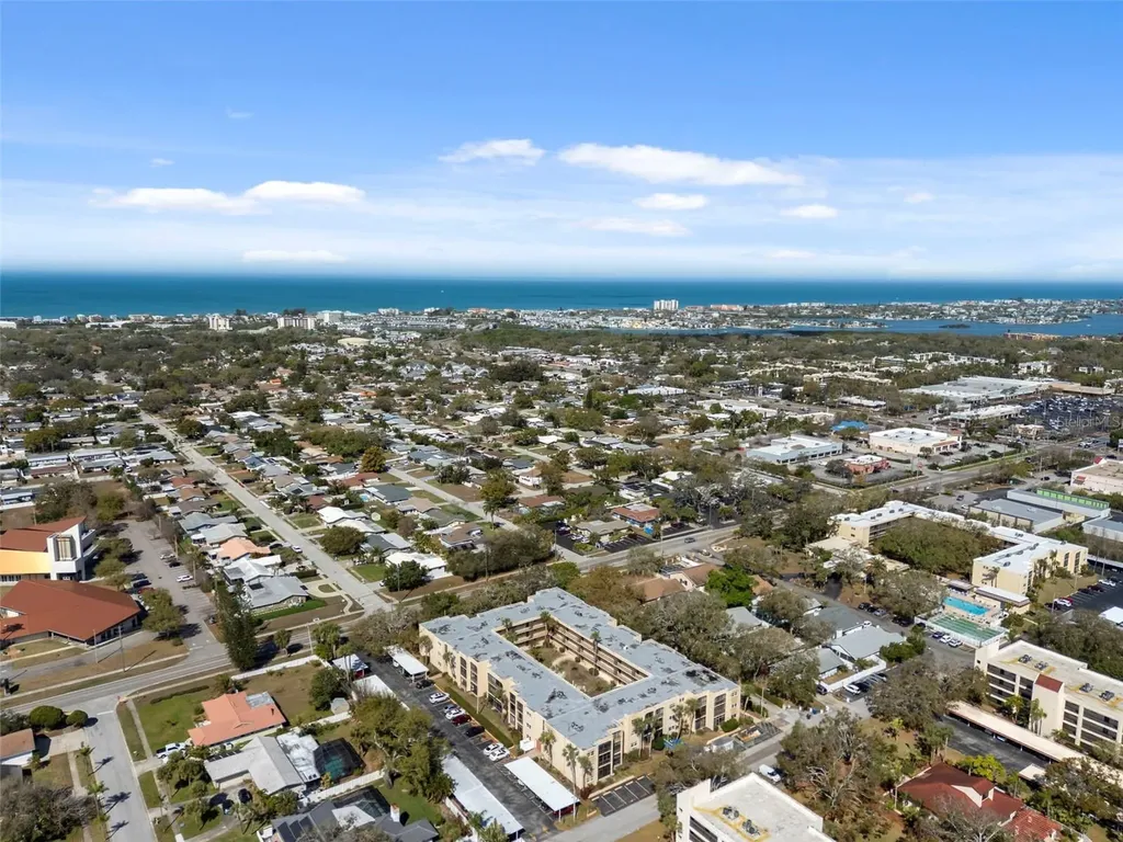 11485 Oakhurst Road Largo FL 33774