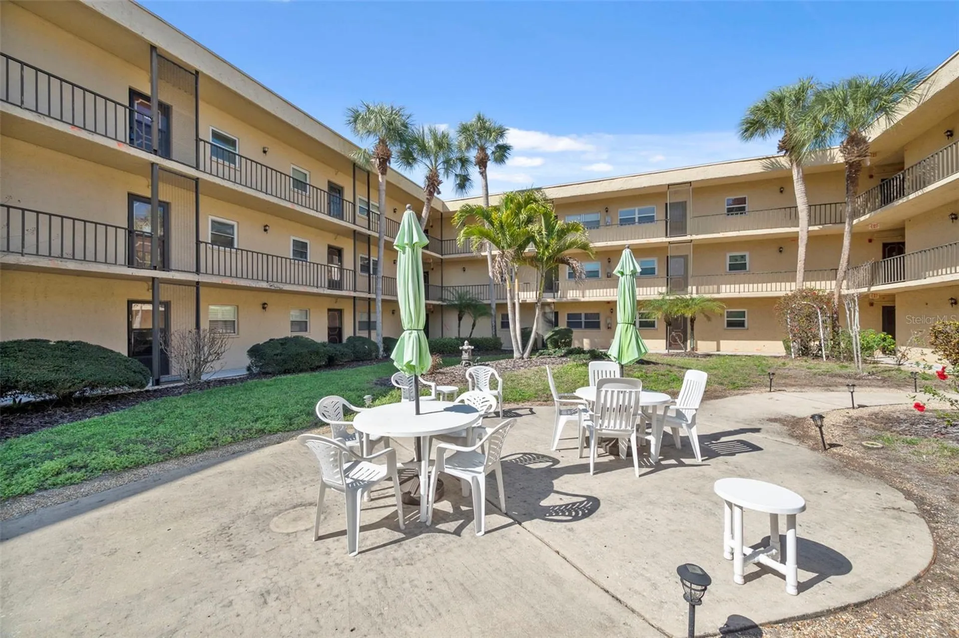 11485 Oakhurst Road Largo FL 33774