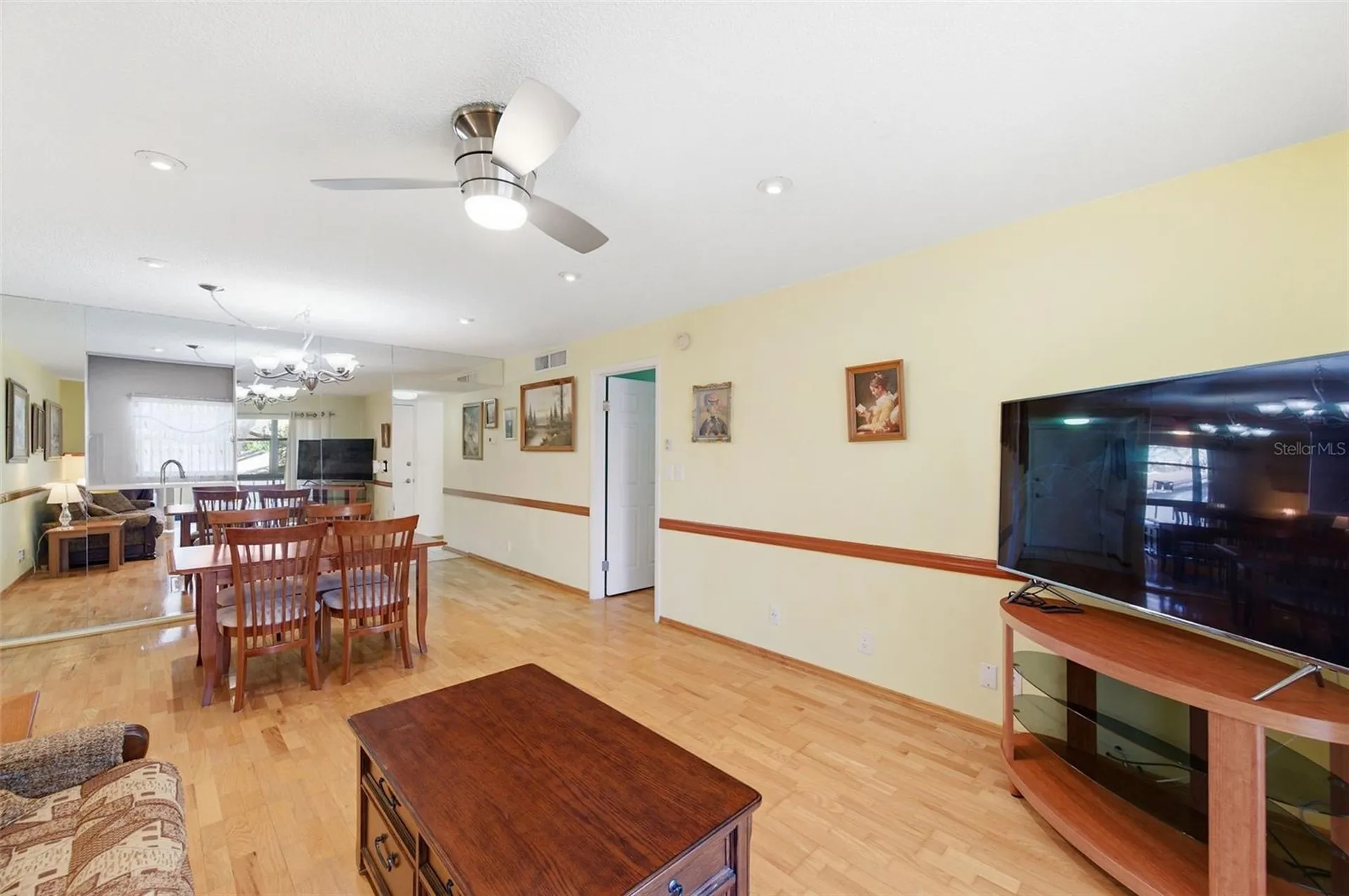 11485 Oakhurst Road Largo FL 33774