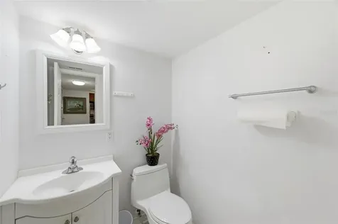 11485 Oakhurst Road Largo FL 33774